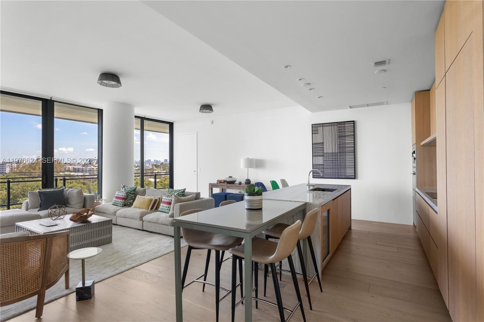 8701 Collins Ave 604 photo 10