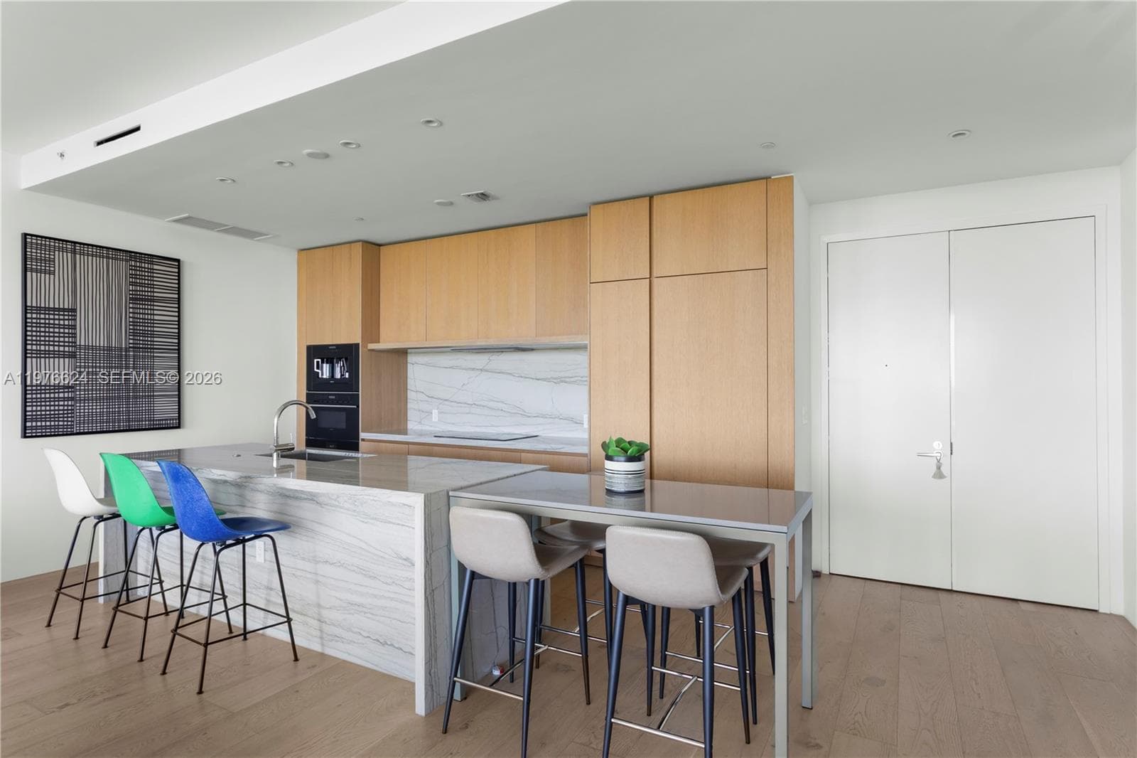 8701 Collins Ave 604 photo 11