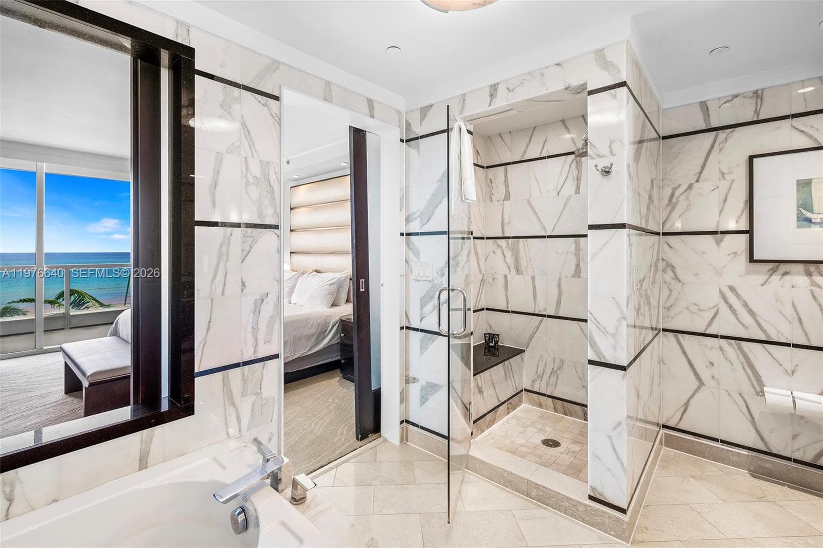 4391 Collins Ave 410 photo 20