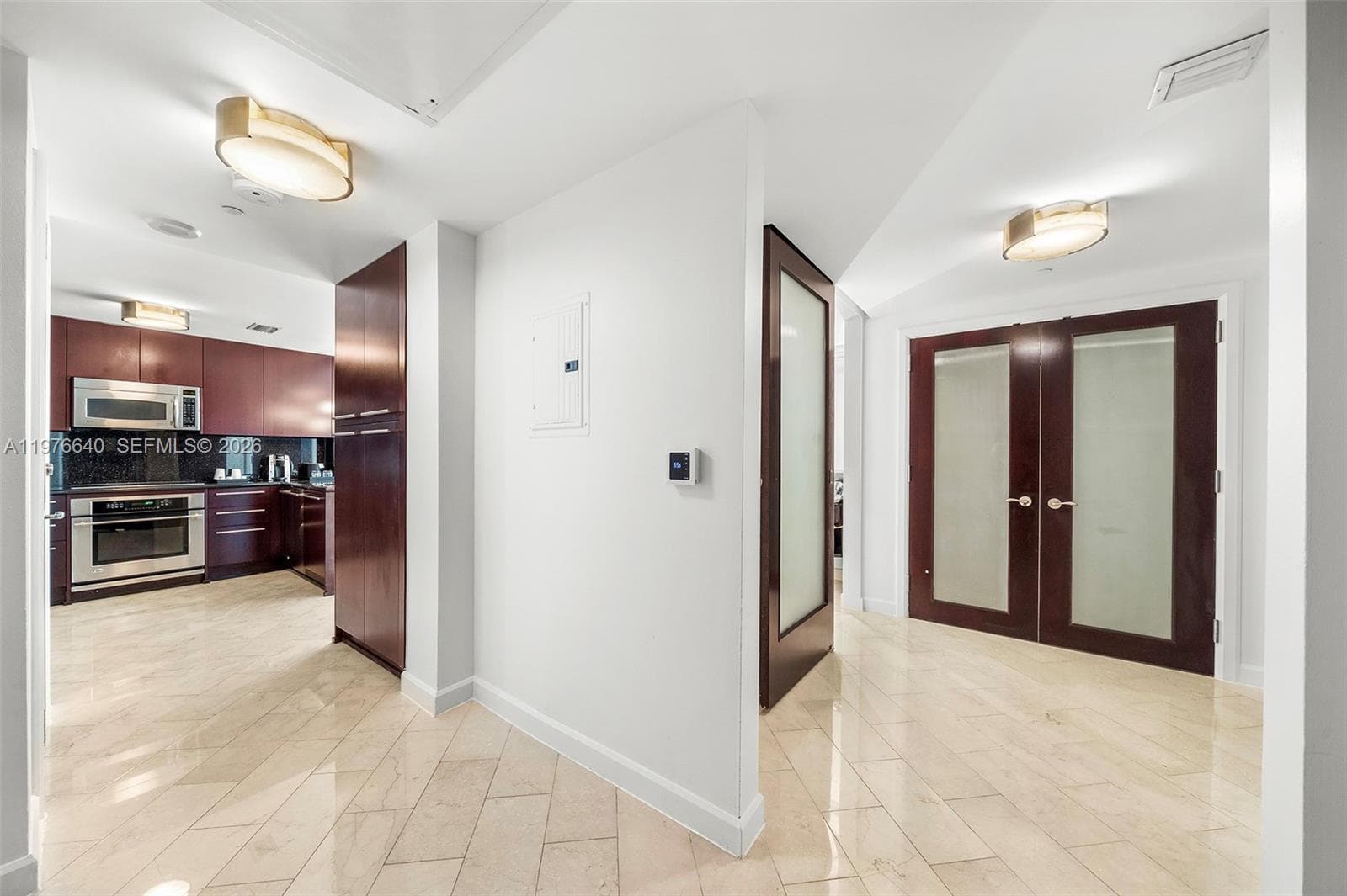 4391 Collins Ave 410 photo 21