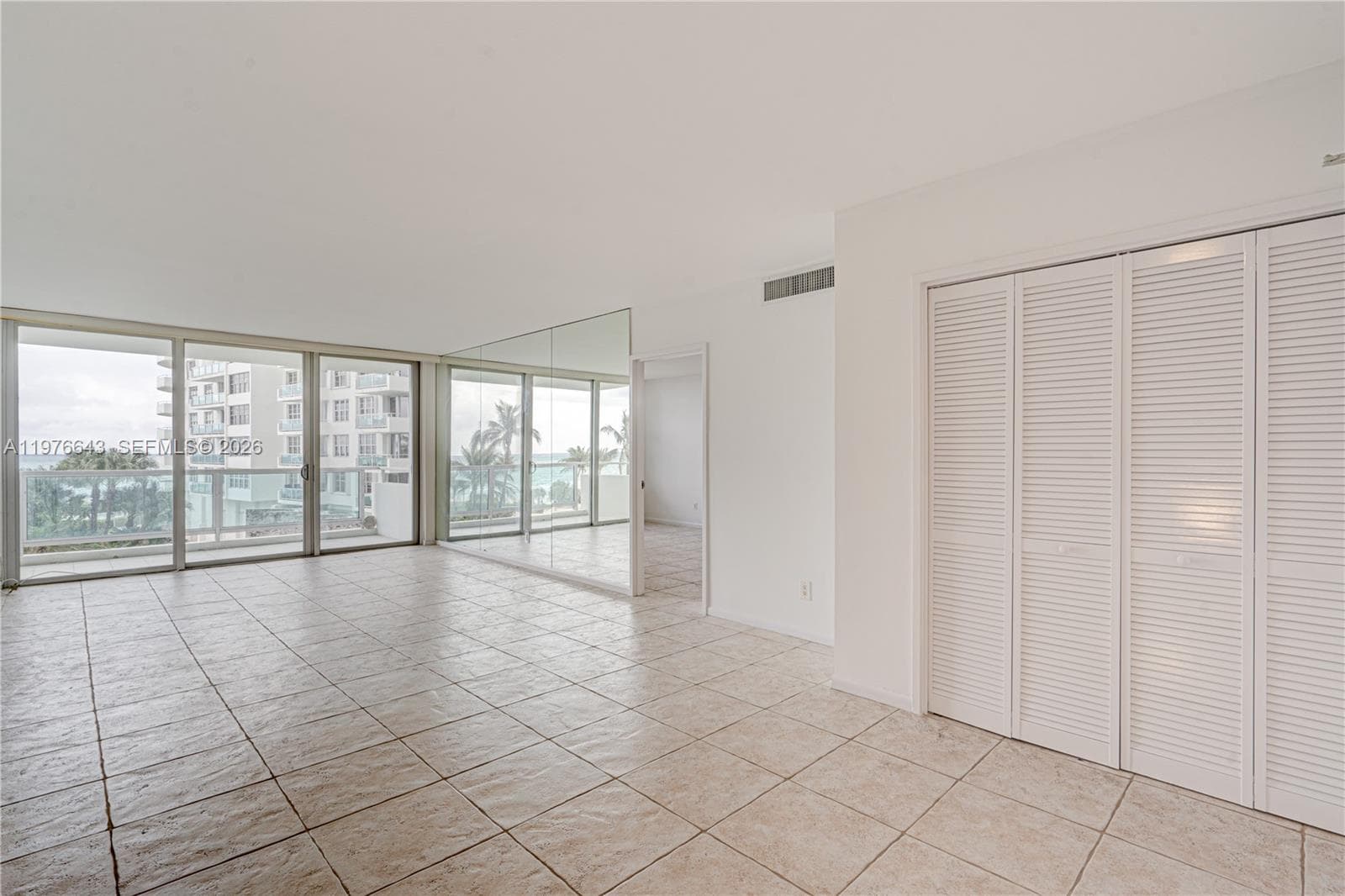 5161 Collins Ave 516 photo 9