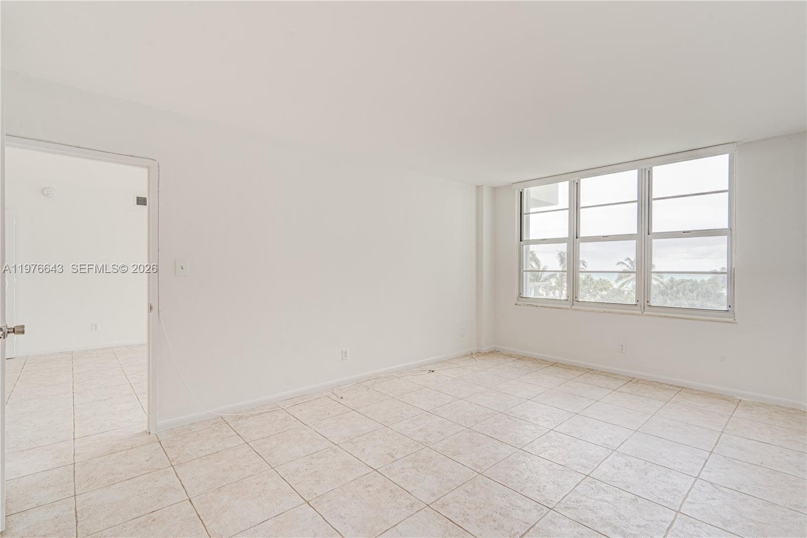 5161 Collins Ave 516 photo 15