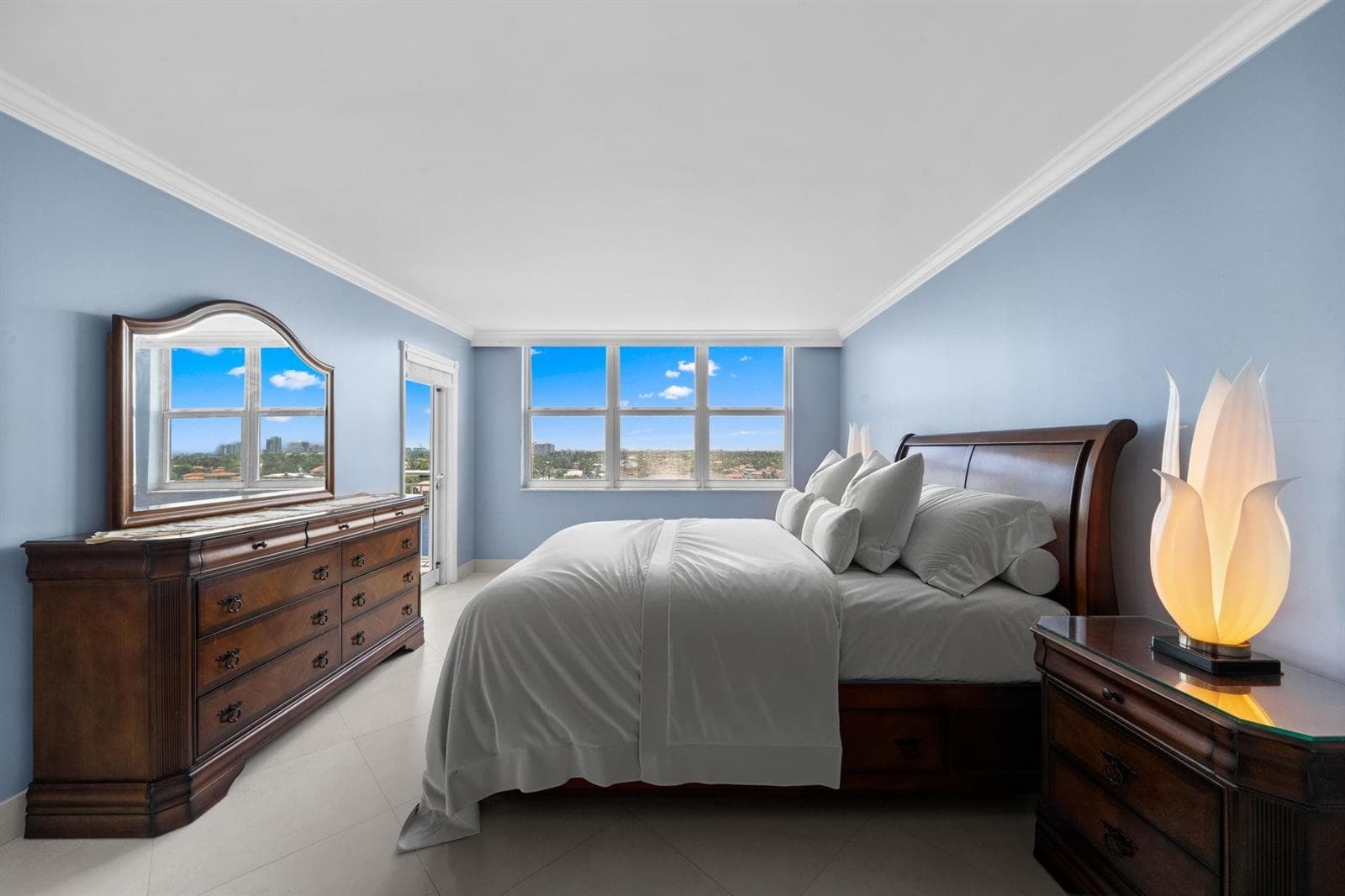 511 Bayshore Drive 904 photo 13