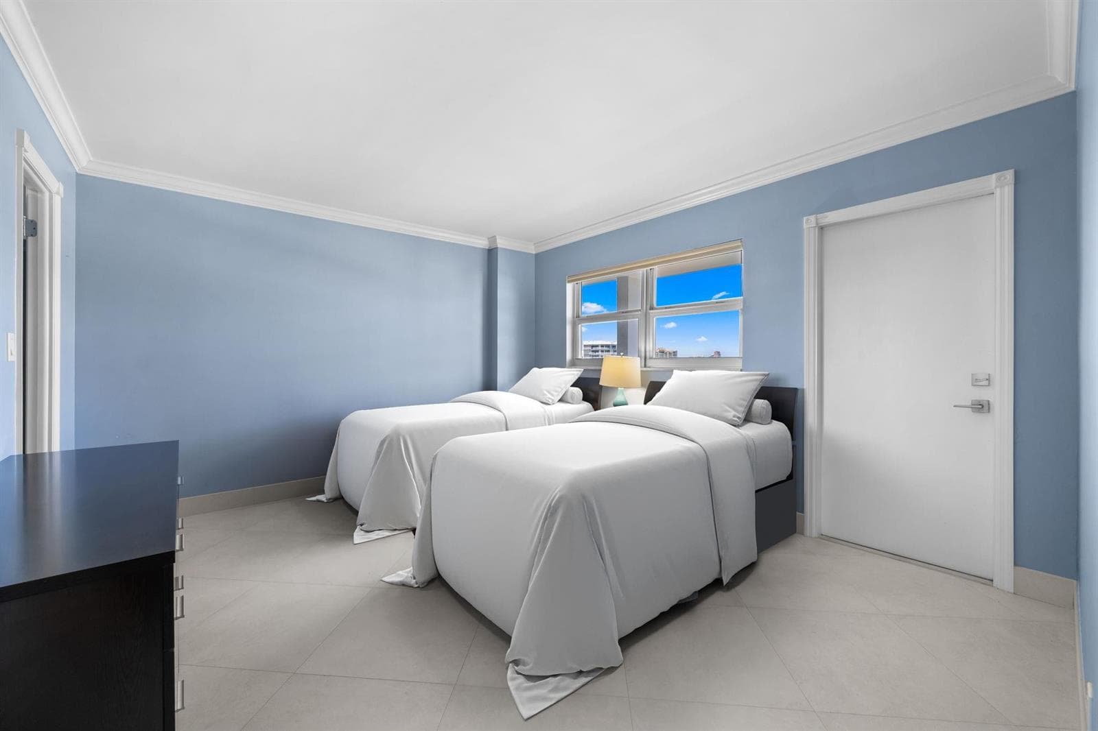 511 Bayshore Drive 904 photo 18