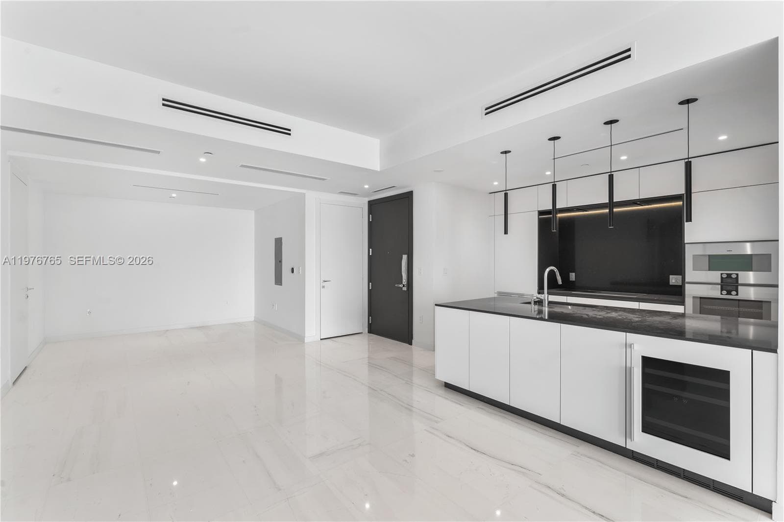 300 Biscyane Blvd Way 1202 photo 10