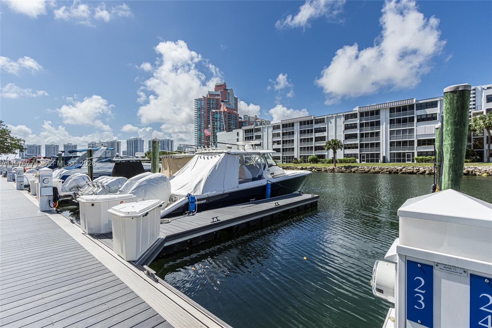 3575 Mystic Pointe Dr