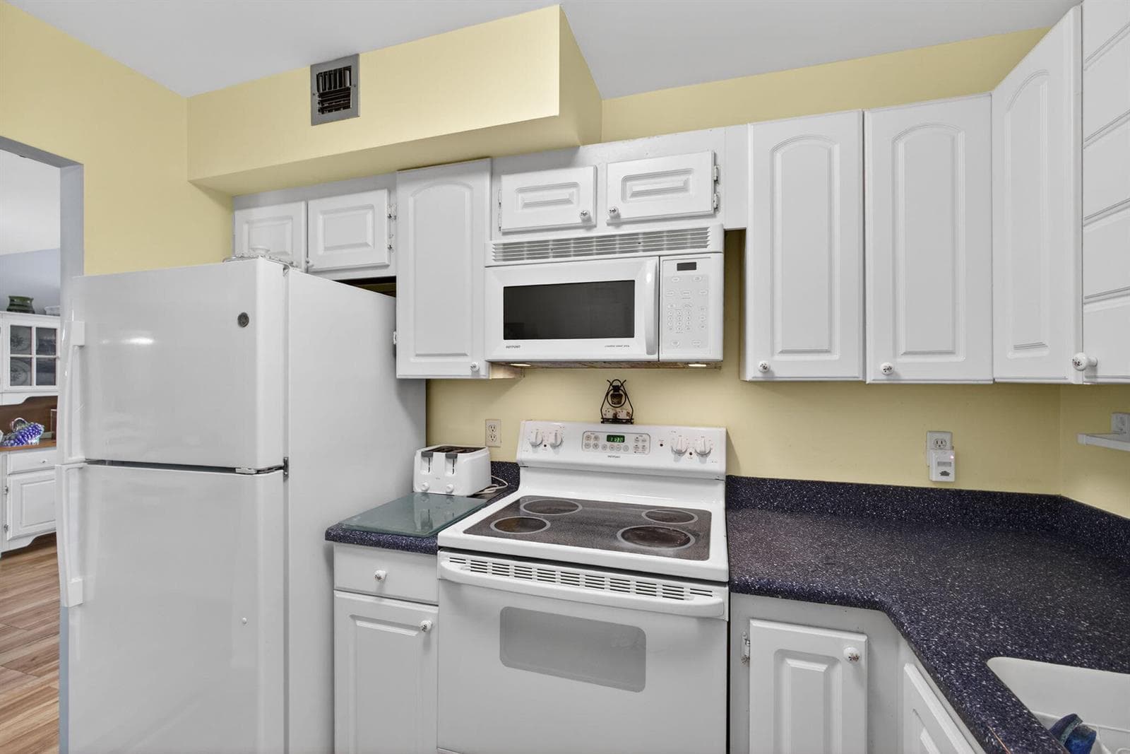 336 Golfview Road 207 photo 22