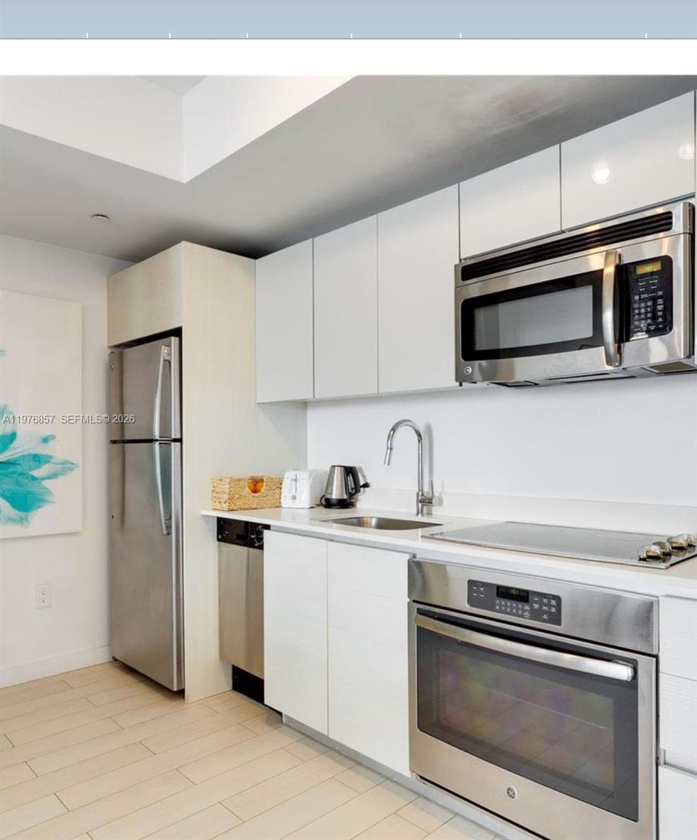 2602 E Hallandale Beach Blvd R3009 photo 12