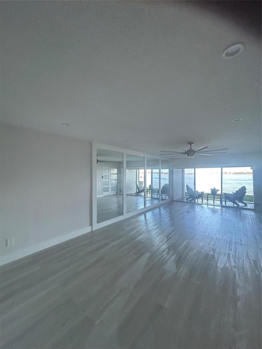 175 SE Saint Lucie Boulevard E125 photo 17