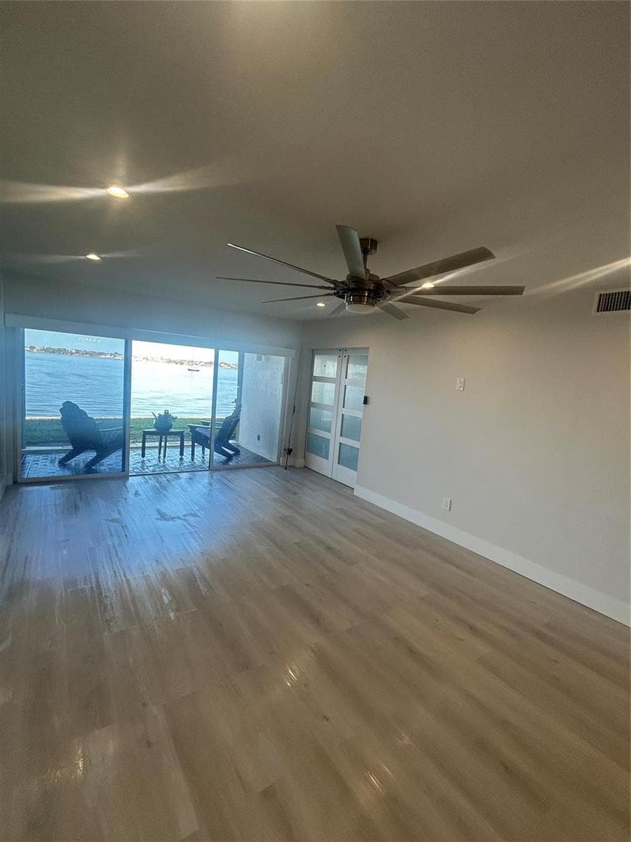 175 SE Saint Lucie Boulevard E125 photo 12
