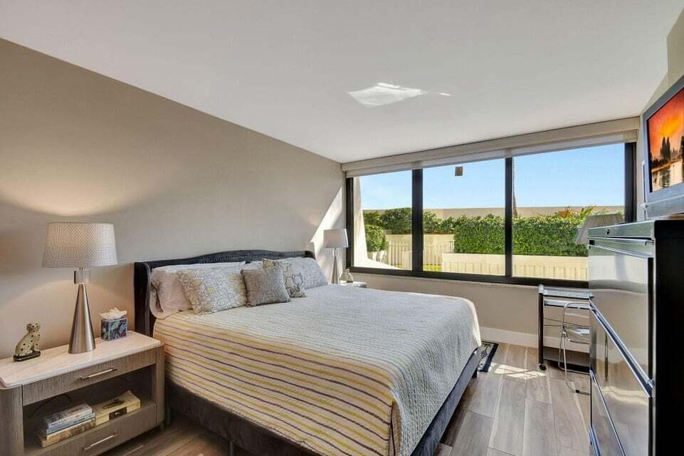 3590 S Ocean Boulevard 104 photo 23
