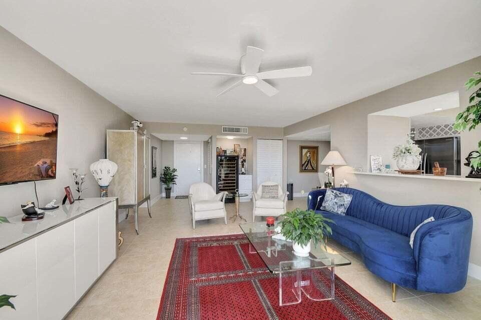3590 S Ocean Boulevard 104 photo 3