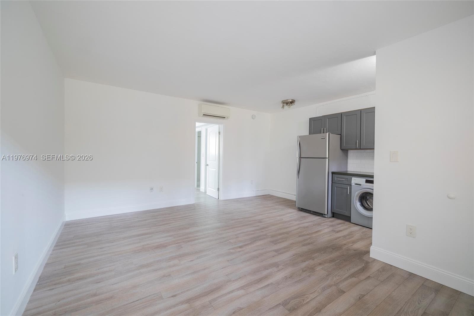 7901 SW 64th Ave 2 photo 1