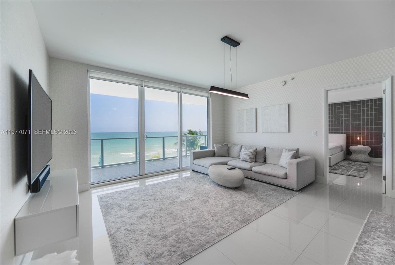 3951 S Ocean Dr 402 photo 2
