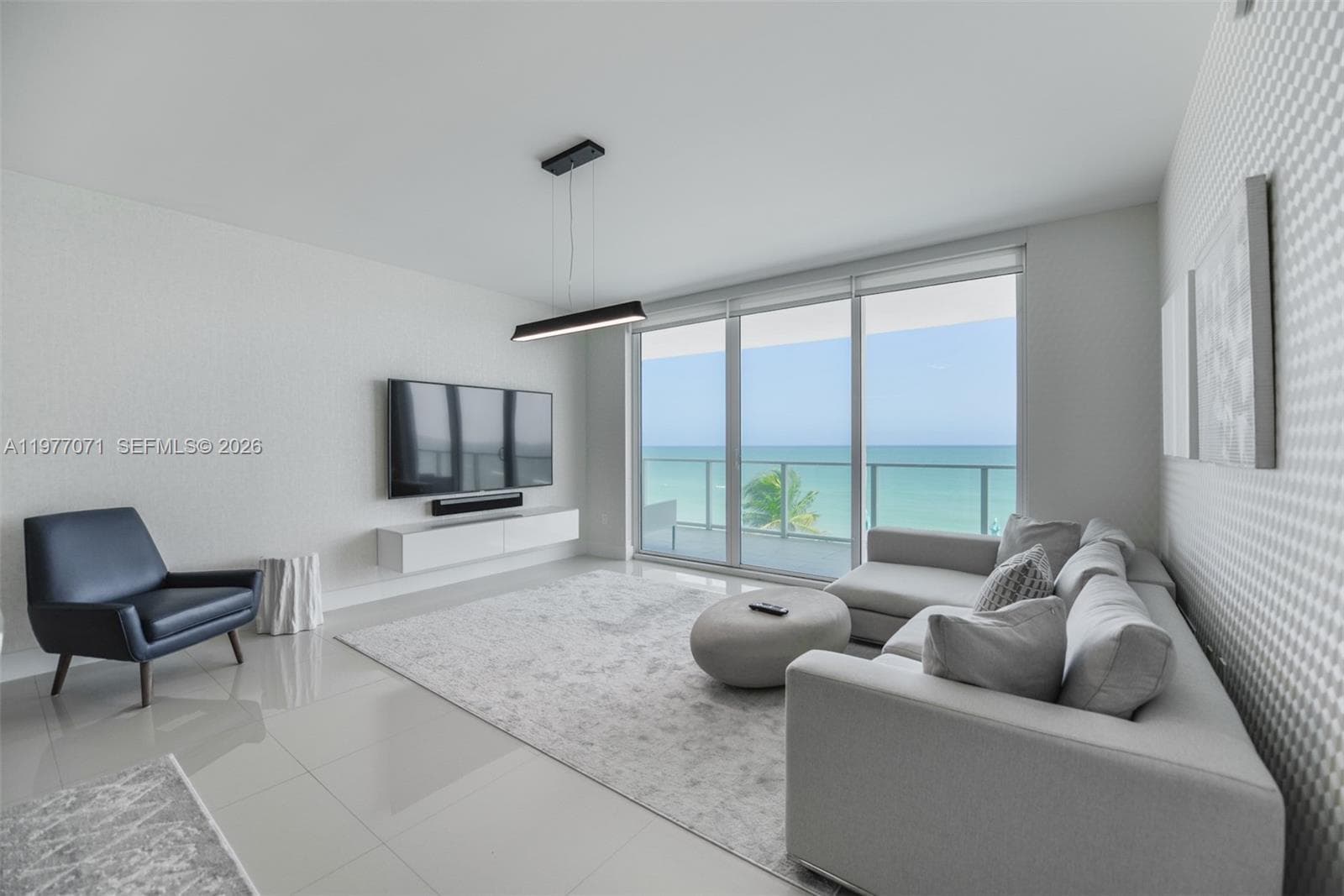 3951 S Ocean Dr 402 photo 3