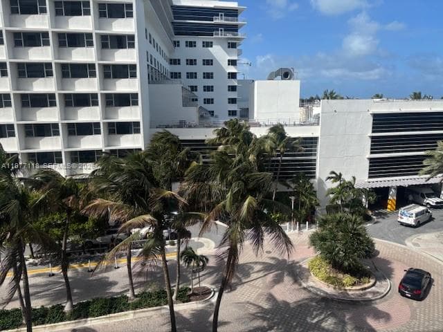100 Lincoln Rd 531 photo 13