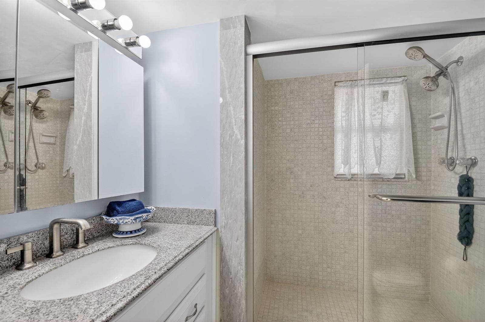 3524 Via Poinciana 303 photo 16