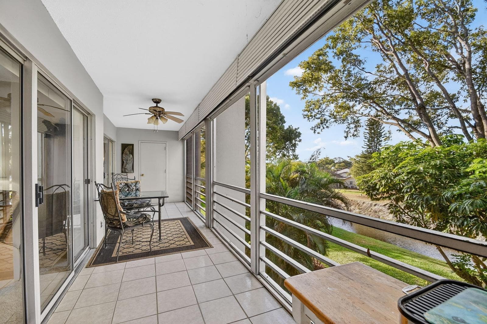 3524 Via Poinciana 303 photo 1