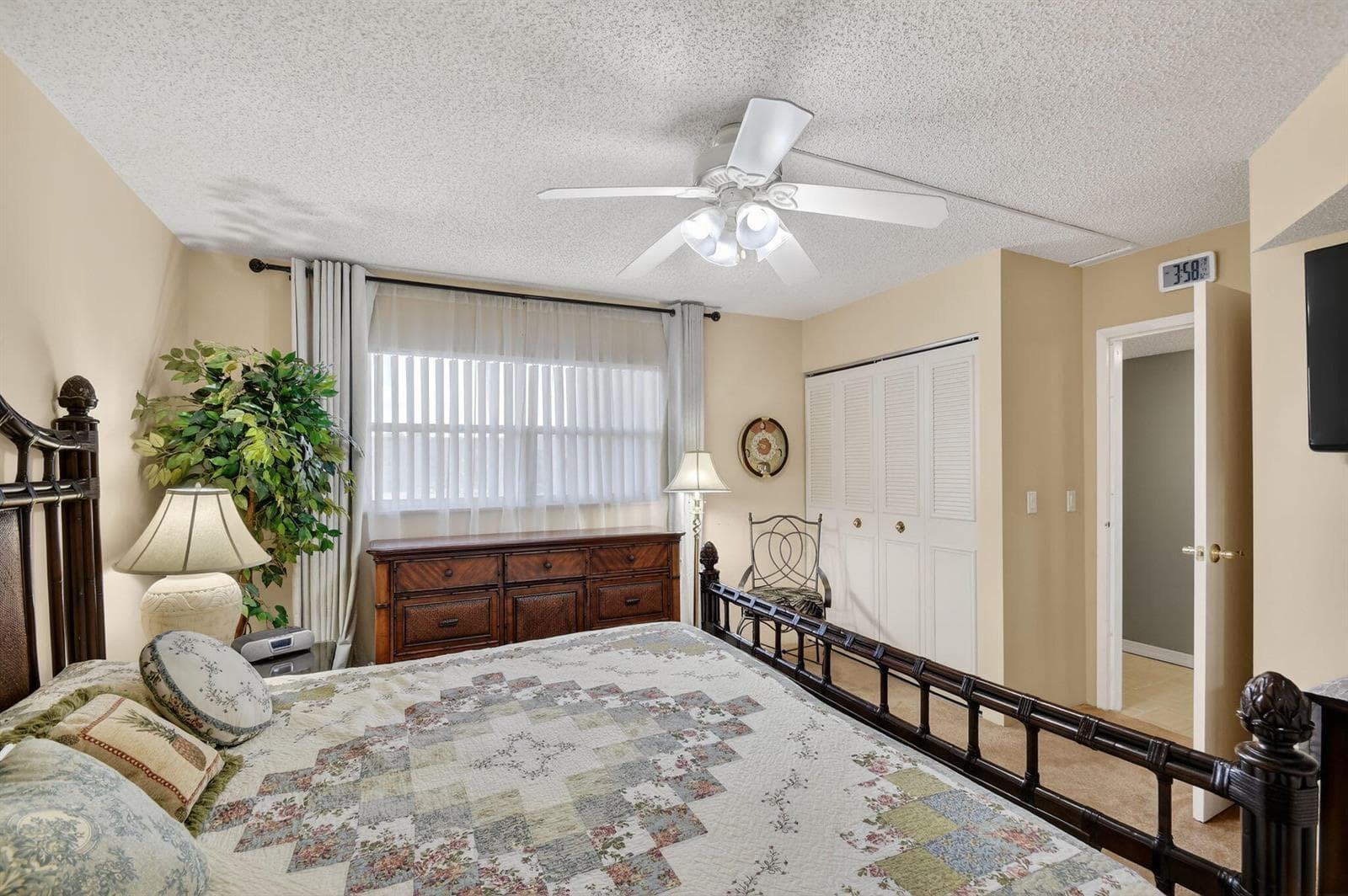 3524 Via Poinciana 303 photo 14