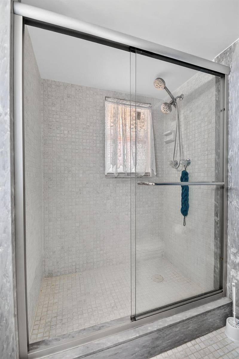 3524 Via Poinciana 303 photo 19
