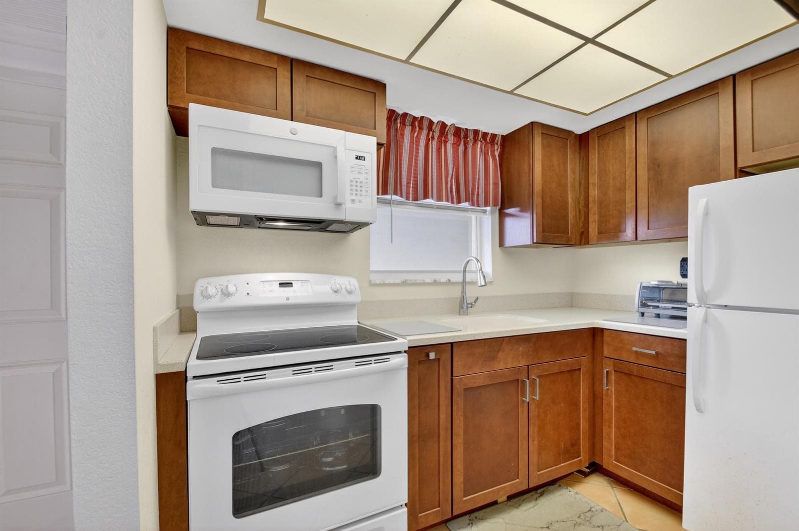 1810 New Palm Way 415 photo 16