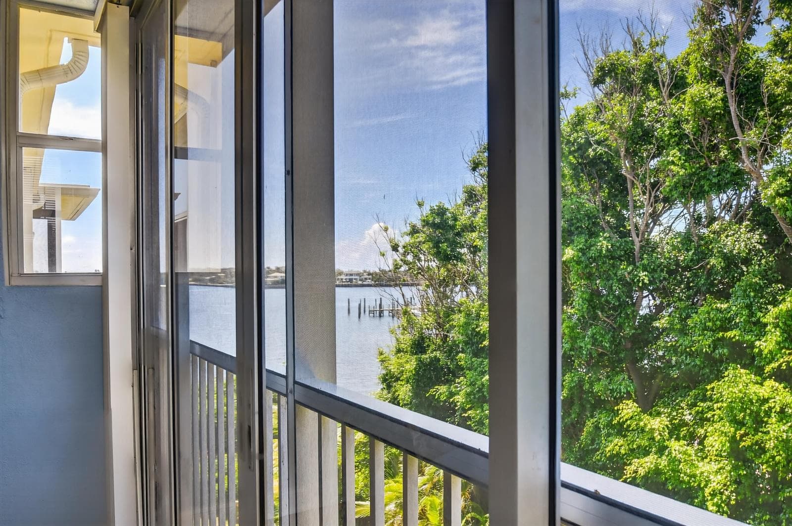 1810 New Palm Way 415 photo 12
