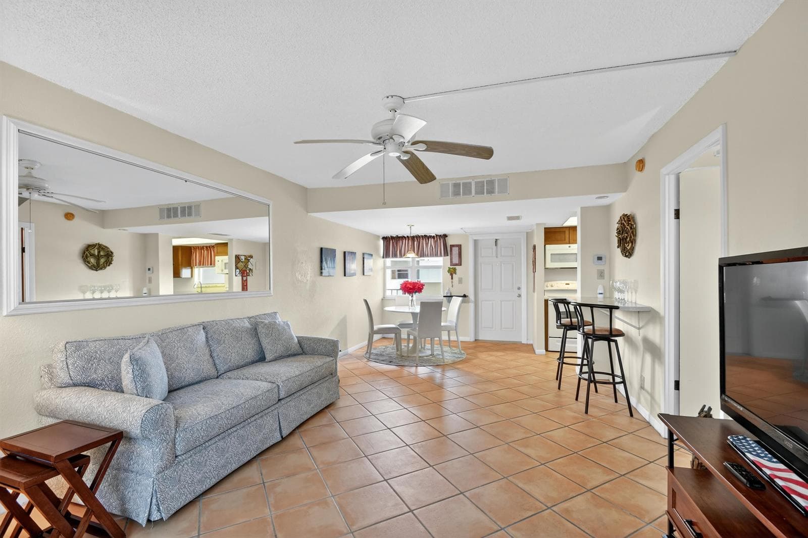 1810 New Palm Way 415 photo 7