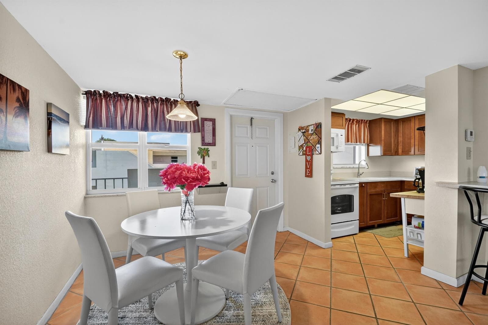1810 New Palm Way 415 photo 5