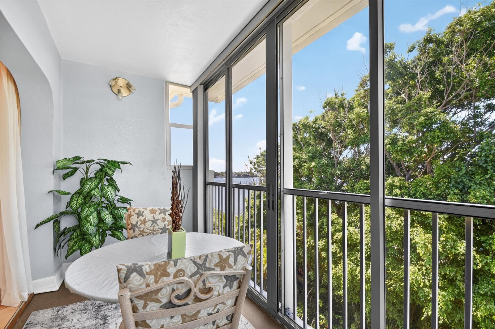 1810 New Palm Way 415 photo 9
