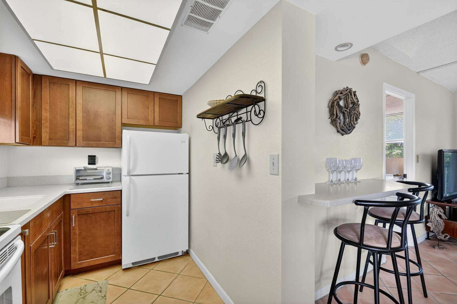 1810 New Palm Way 415 photo 18