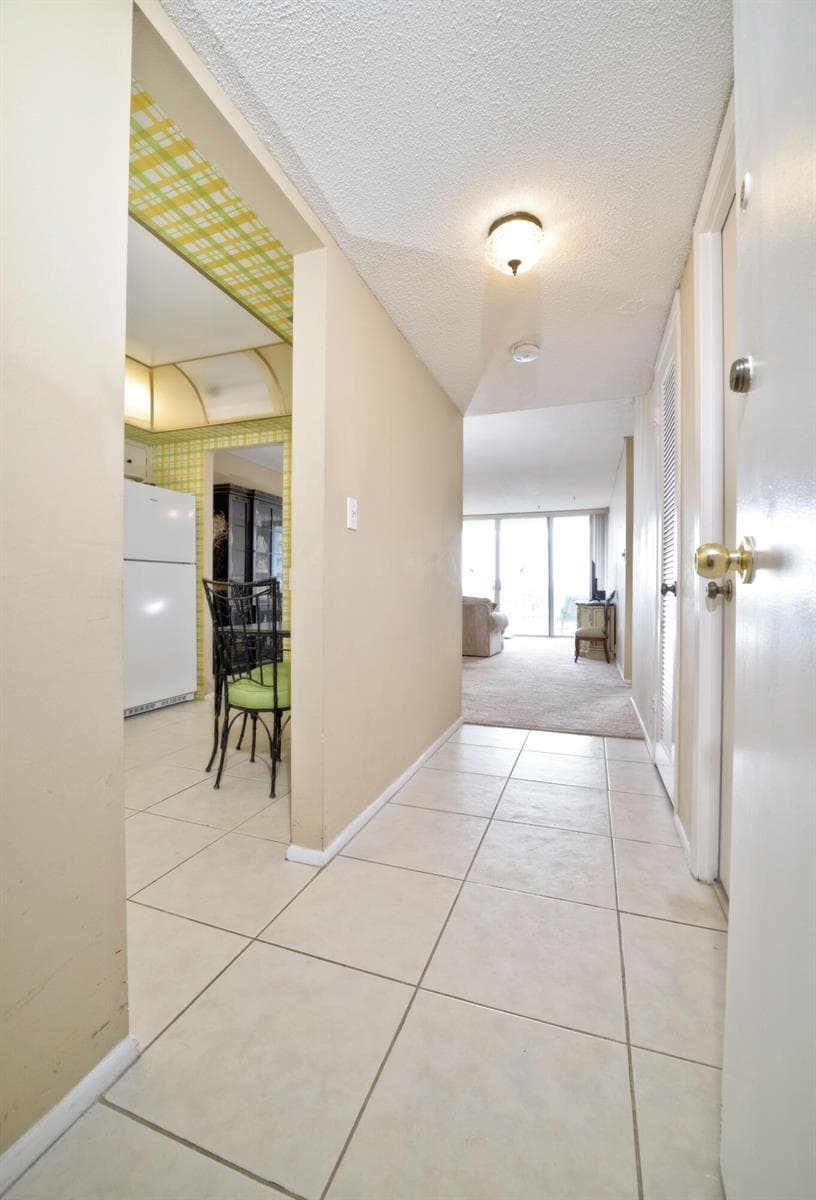 18081 Biscayne Boulevard 403 photo 20