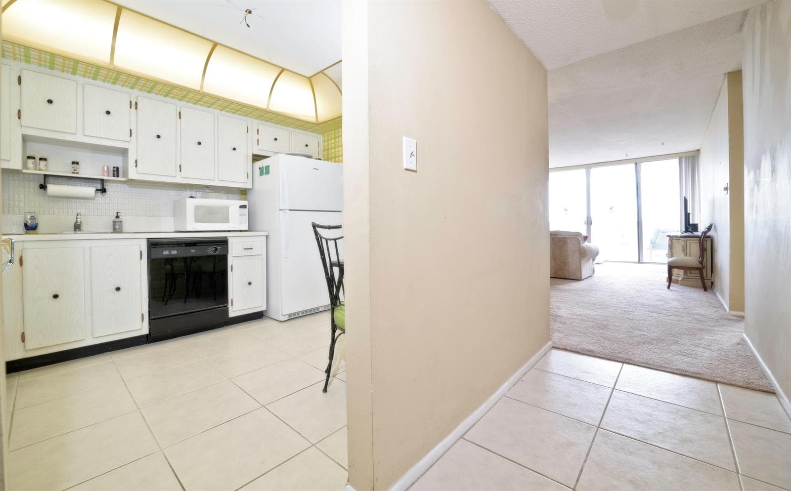 18081 Biscayne Boulevard 403 photo 21