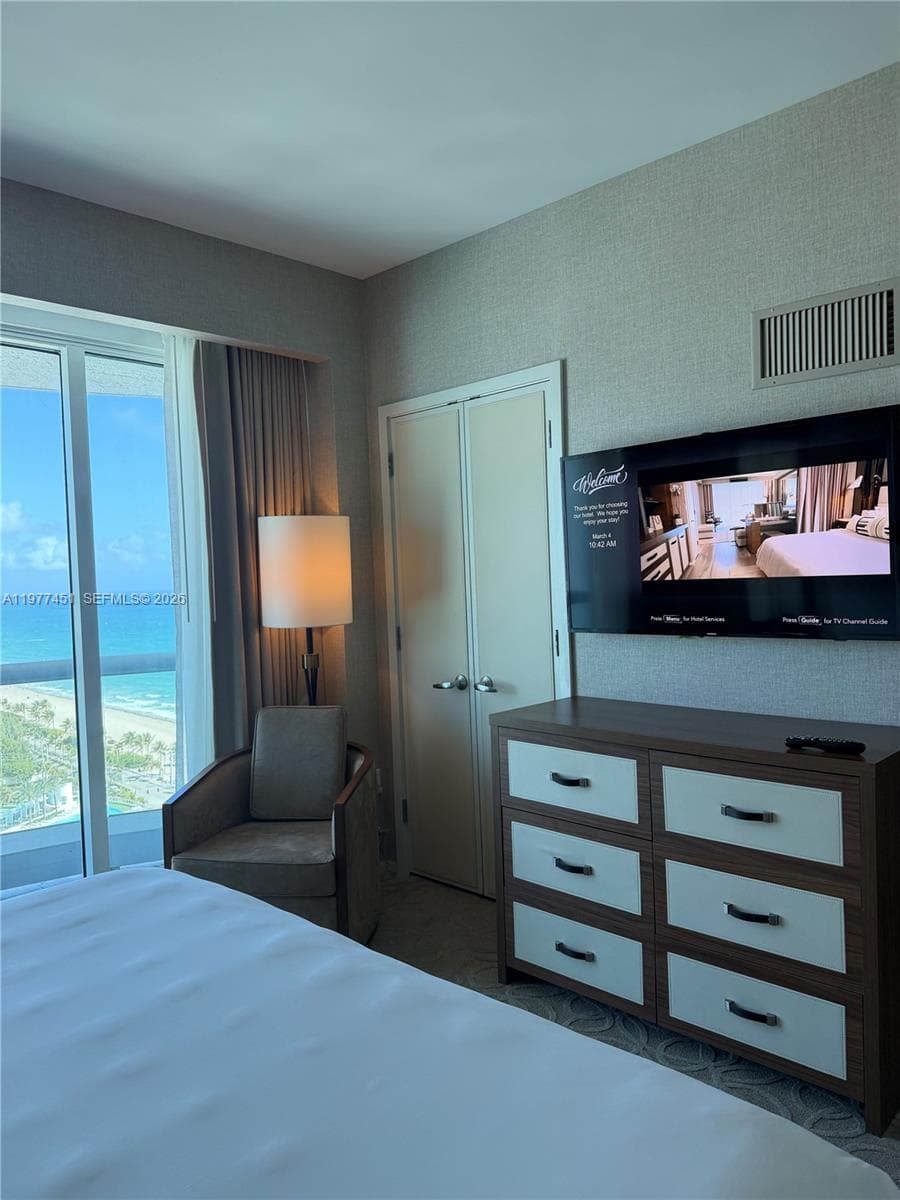551 N Fort Lauderdale Beach Blvd R2201 photo 24