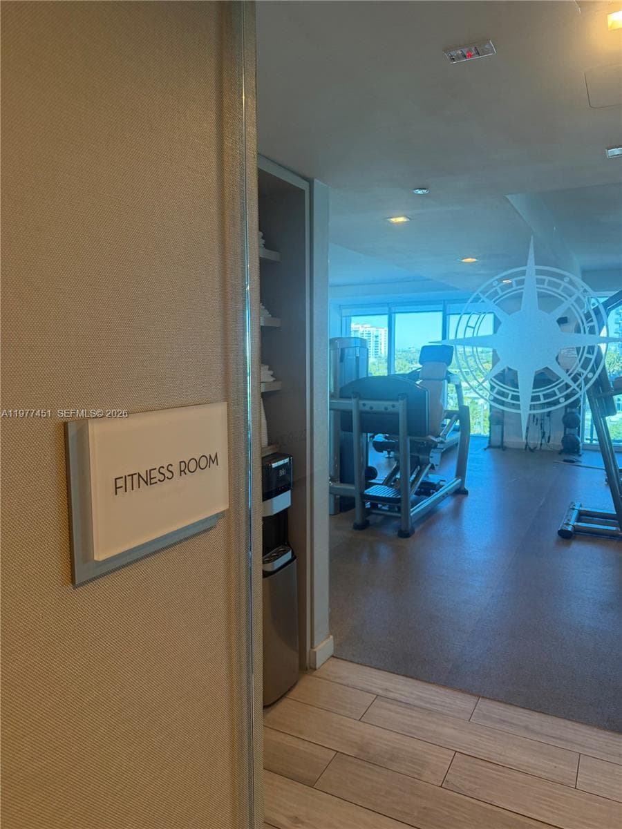 551 N Fort Lauderdale Beach Blvd R2201 photo 10
