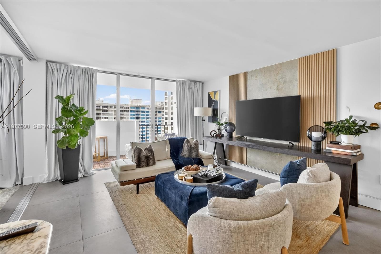 2780 183rd ST 1714 photo 13