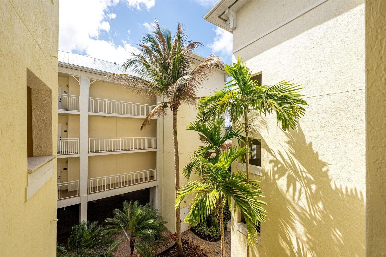 975 NW Flagler Avenue 302 photo 8