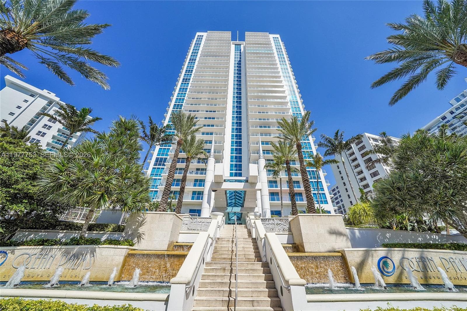 3101 S Ocean Dr 2807 photo 3