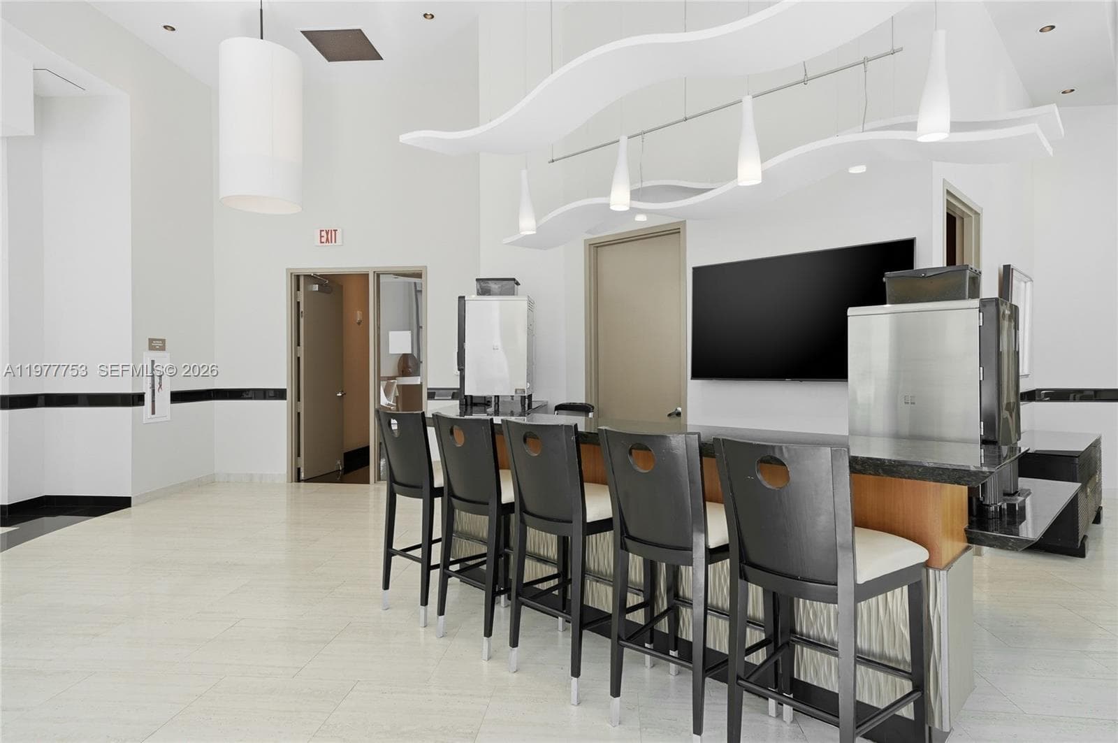 3101 Ocean Dr 2807 photo 14