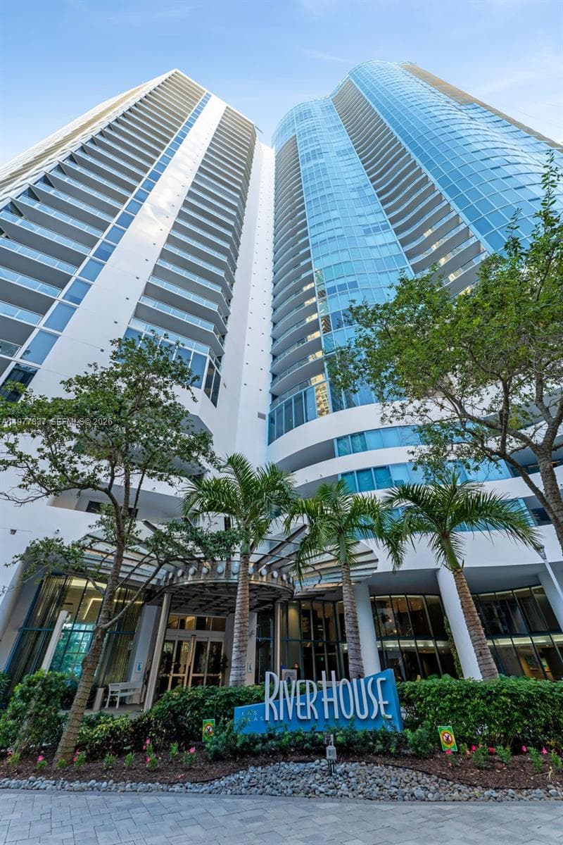 333 Las Olas Way 2505 photo 2