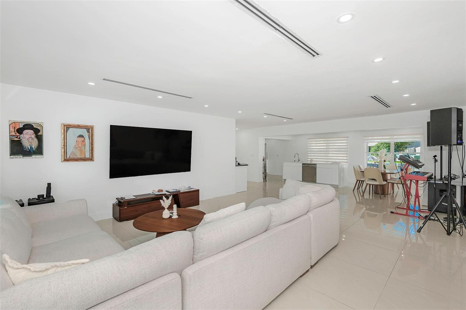 825 Argonaut Isle photo 4
