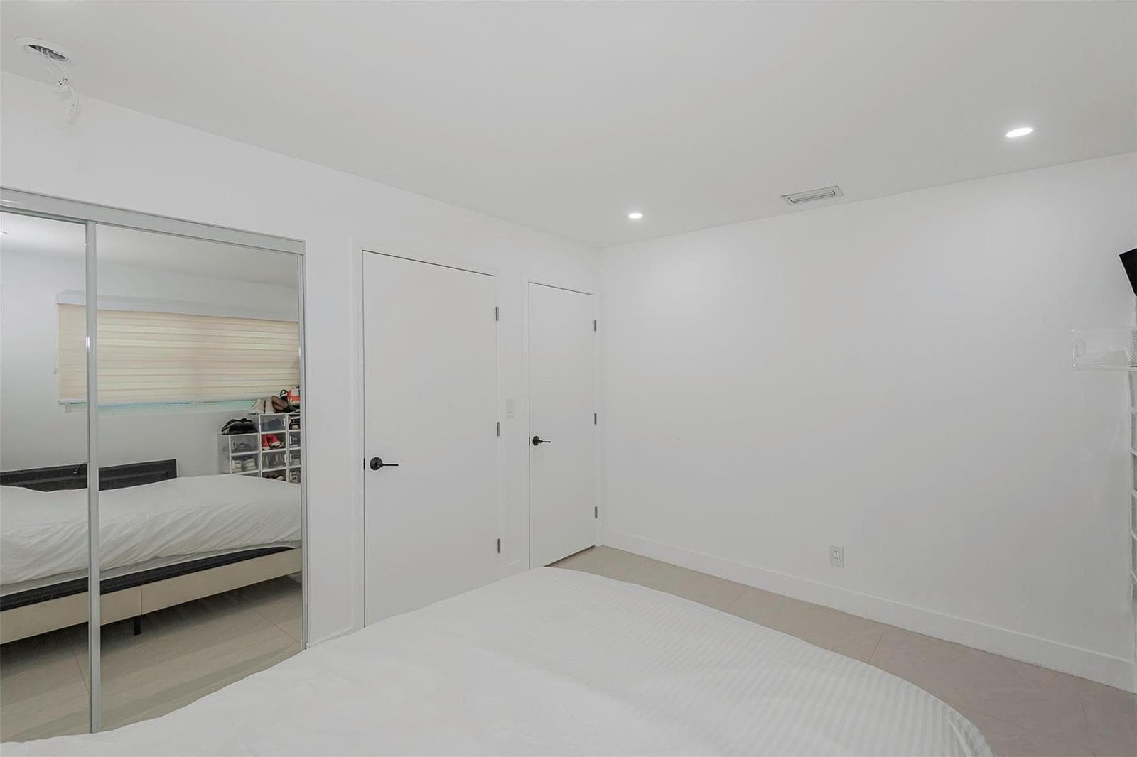 825 Argonaut Isle photo 21