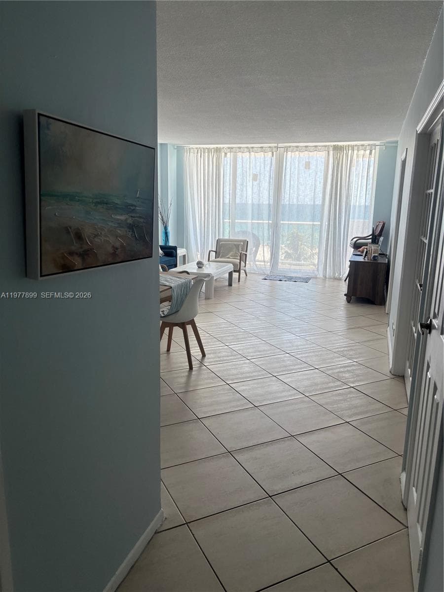 5601 Collins Ave 505 photo 5