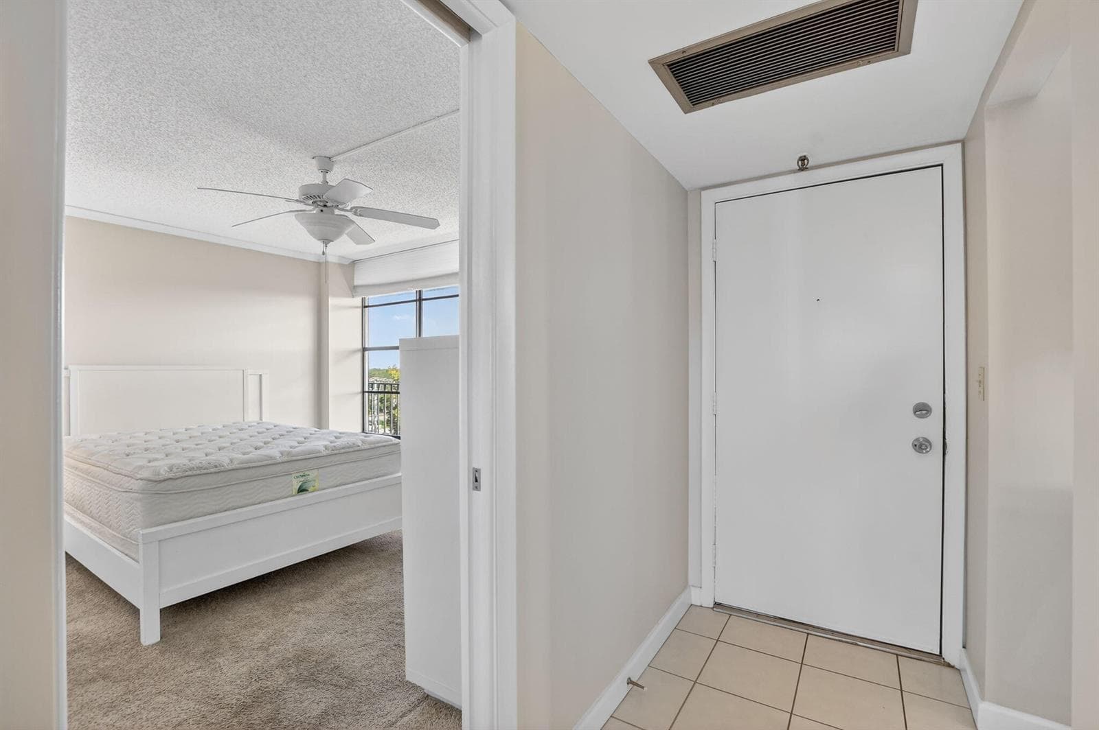 20 Royal Palm Way 602 photo 3
