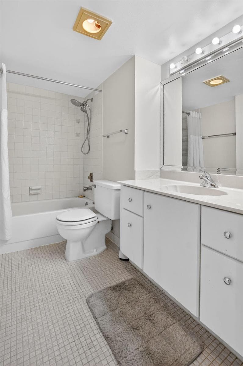 20 Royal Palm Way 602 photo 21