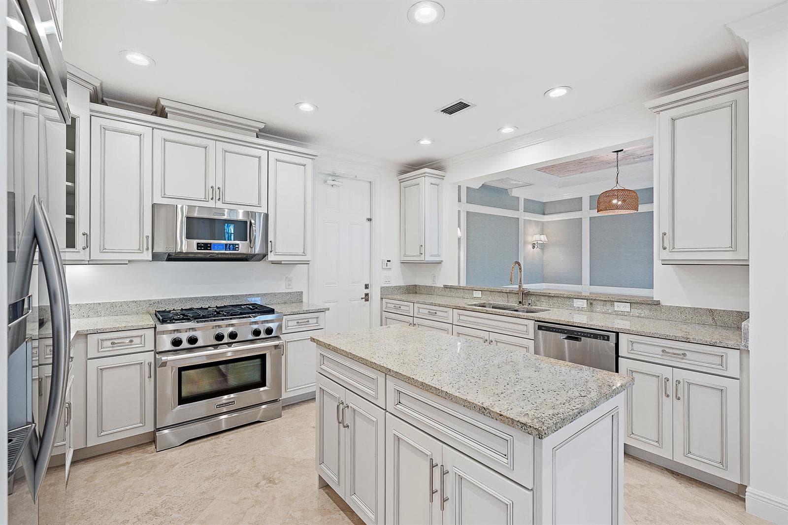 13629 Treasure Cove Circle photo 13