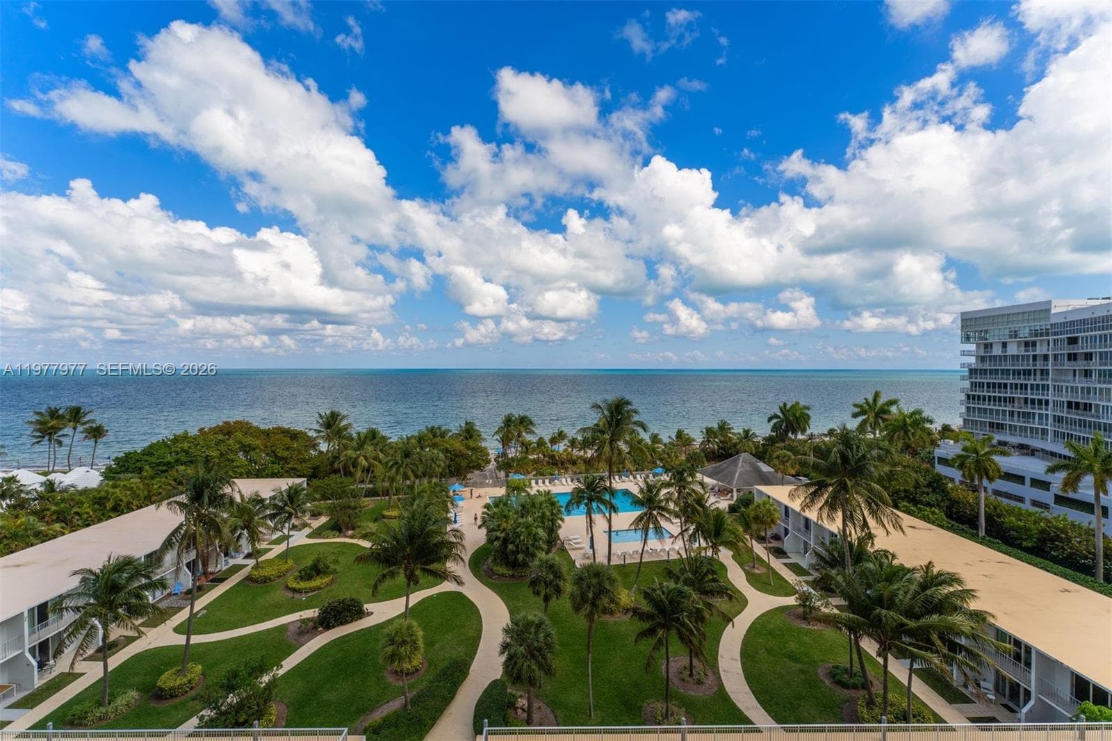881 Ocean Dr 7D photo 11