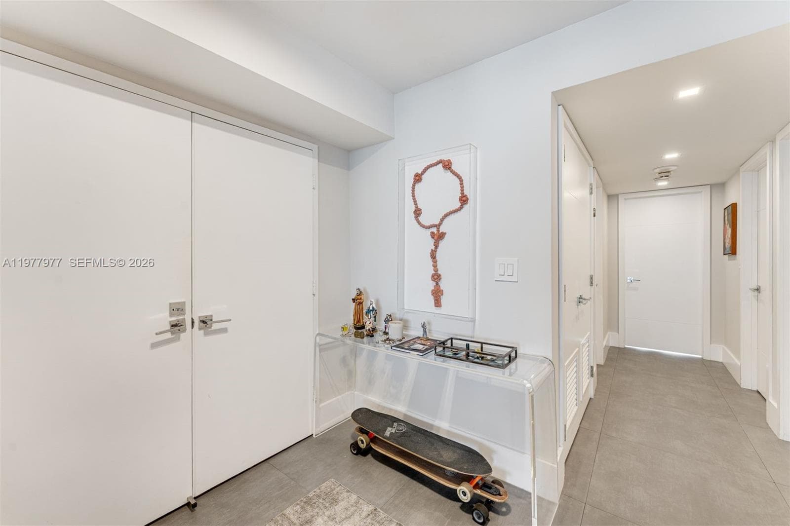 881 Ocean Dr 7D photo 21