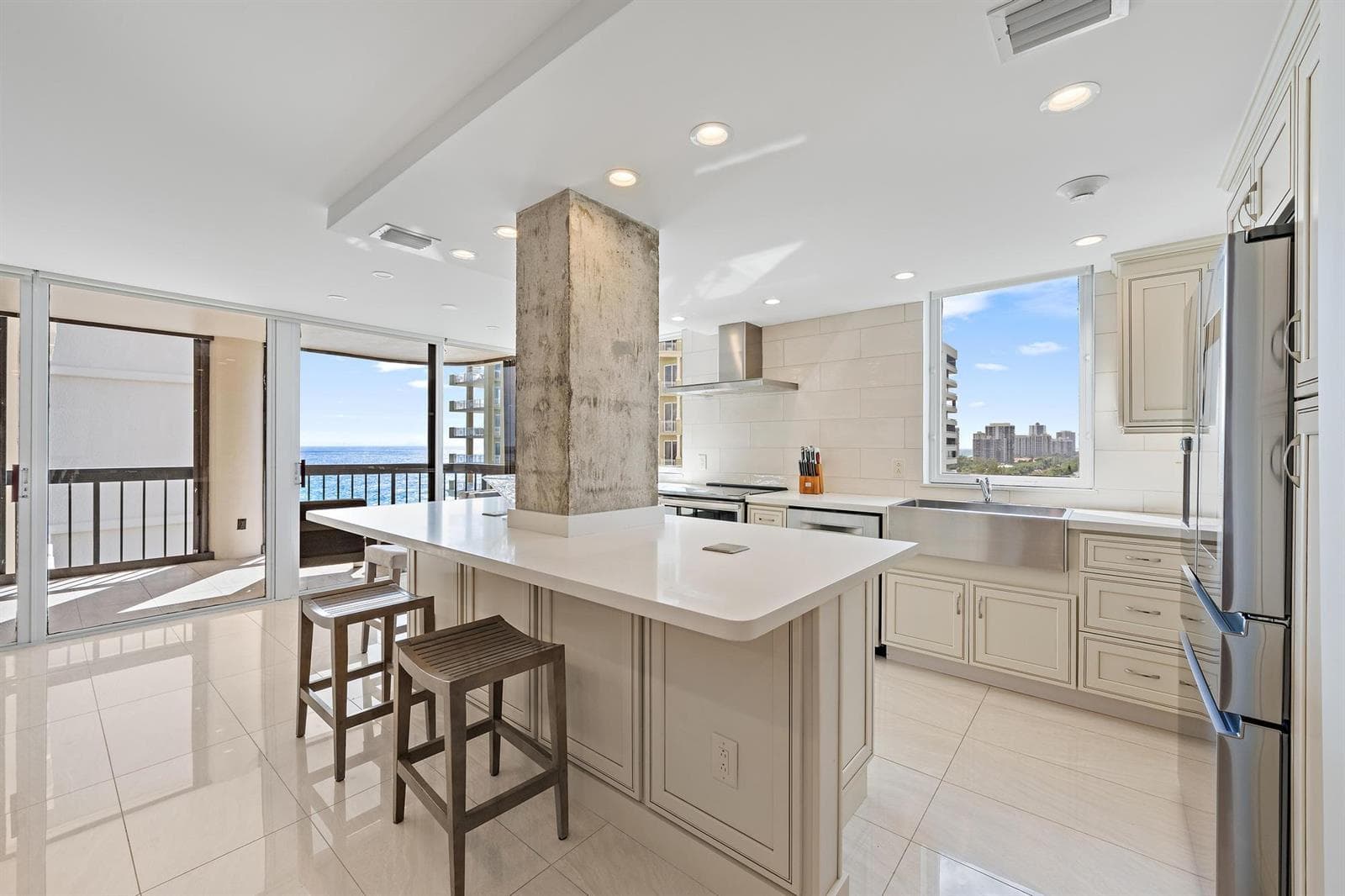 5380 N Ocean Drive 12a photo 3