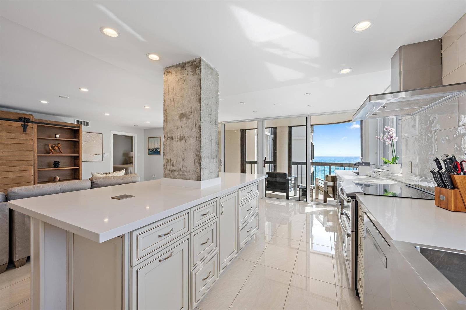 5380 N Ocean Drive 12a photo 10