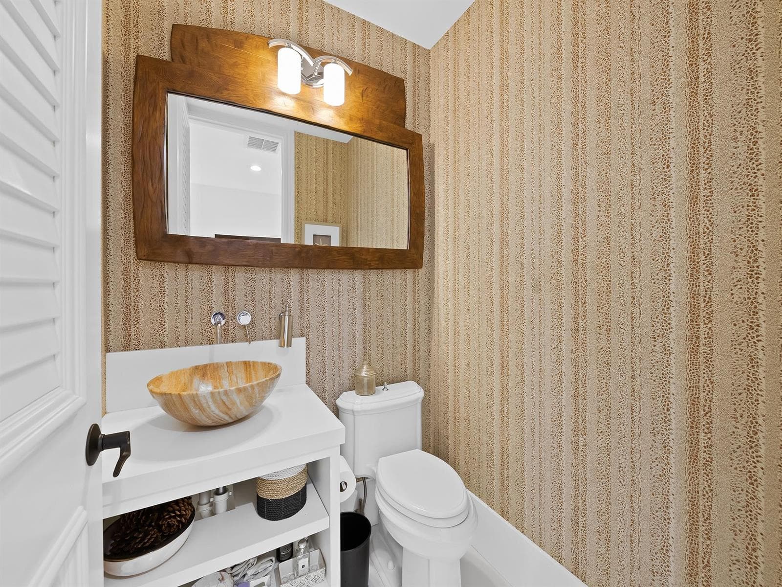 717 Solar Isle Drive photo 11